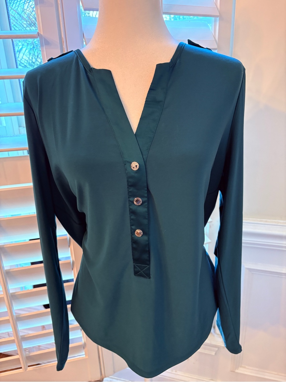 White House Black Market Teal Green Button-Front V-Neck Blouse - Picture 2 of 10